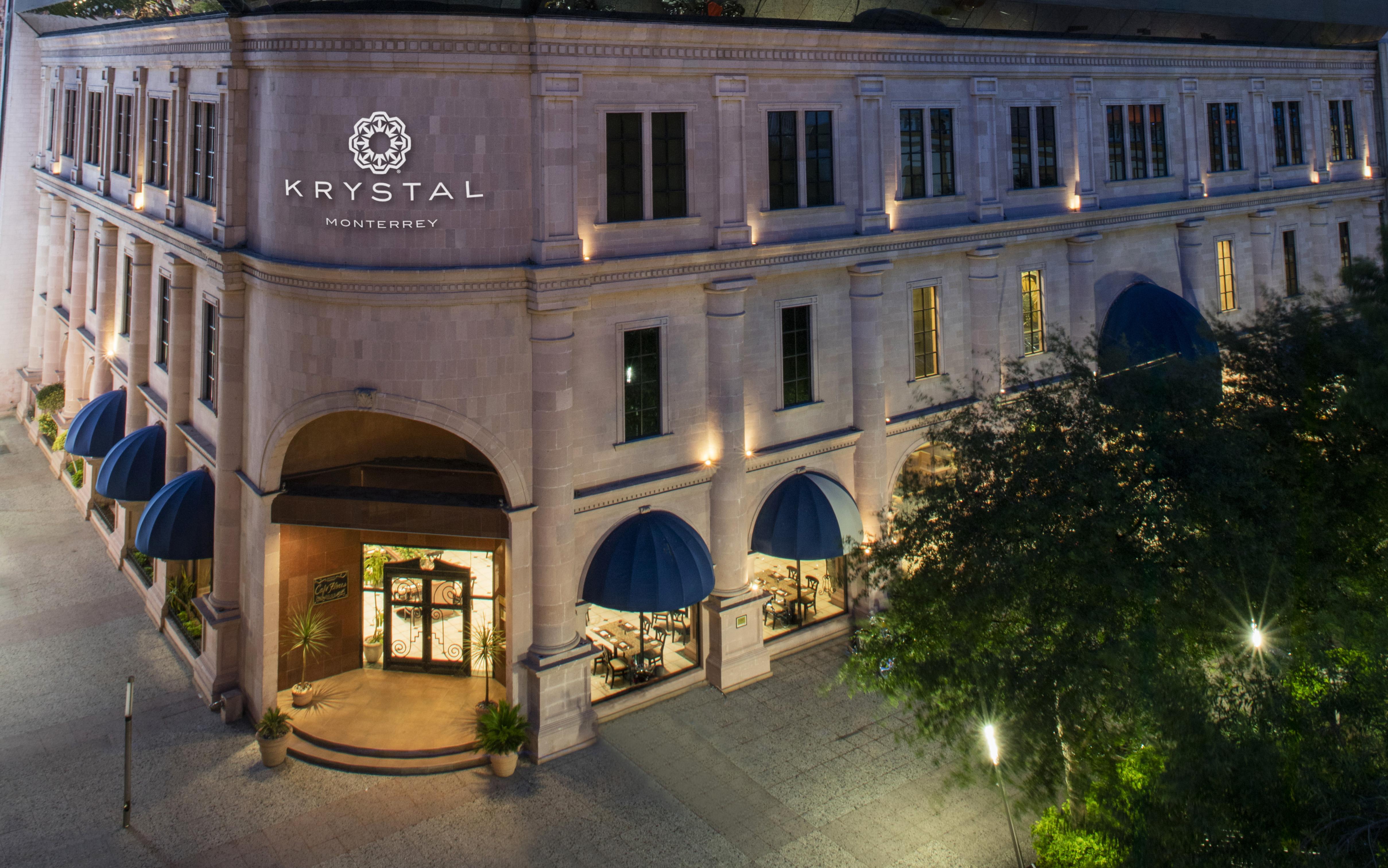 Hotel Krystal Monterrey Extérieur photo